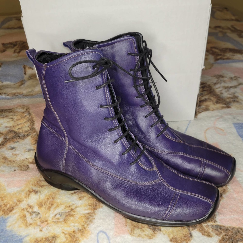 EUC Wolky Womens Golda Purple Boots sz 39 US 8